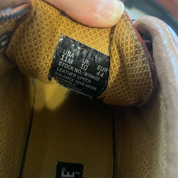 Like New! Wolverine Men's Moc Toe Boots - Picture 7 of 8